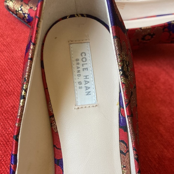 Cole Haan Grand.Os like new w box Valerie floral Pumps Size 6.5 only worn 1x - Picture 4 of 6